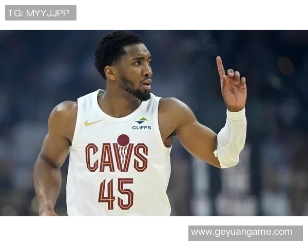 米切尔手感先热后冷,首节闪耀下半场哑火